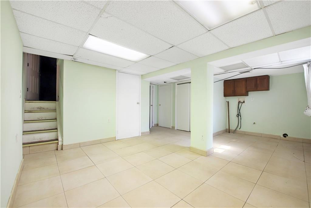 Brooklyn, New York 11234, United States, 7 Bedrooms Bedrooms, ,5 BathroomsBathrooms,Residential,Active,91453