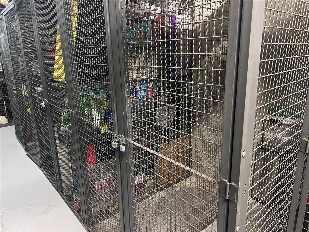 Brooklyn, New York 11209, United States, 2 Bedrooms Bedrooms, ,2 BathroomsBathrooms,Residential,Pending,34832