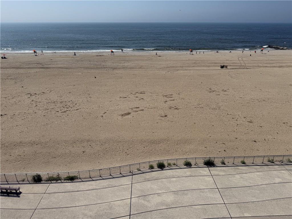 Rockaway Park, New York 11694, United States, ,1 BathroomBathrooms,Residential,Active,42340