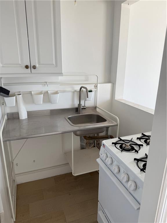 Rockaway Park, New York 11694, United States, ,1 BathroomBathrooms,Residential,Active,42340