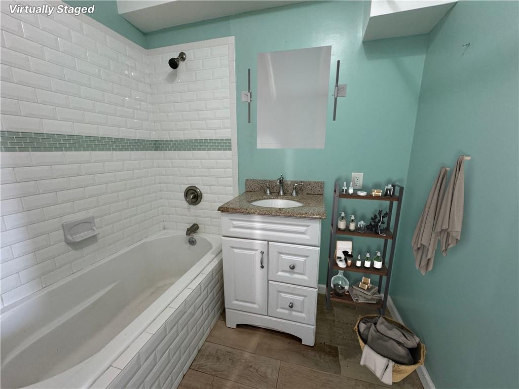 Rockaway Park, New York 11694, United States, ,1 BathroomBathrooms,Residential,Active,42340