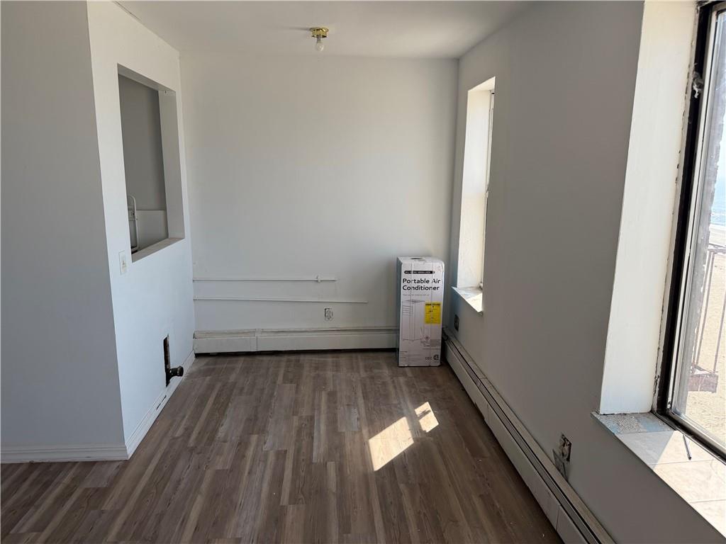 Rockaway Park, New York 11694, United States, ,1 BathroomBathrooms,Residential,Active,42340