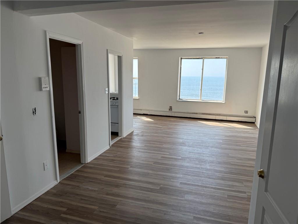 Rockaway Park, New York 11694, United States, ,1 BathroomBathrooms,Residential,Active,42340