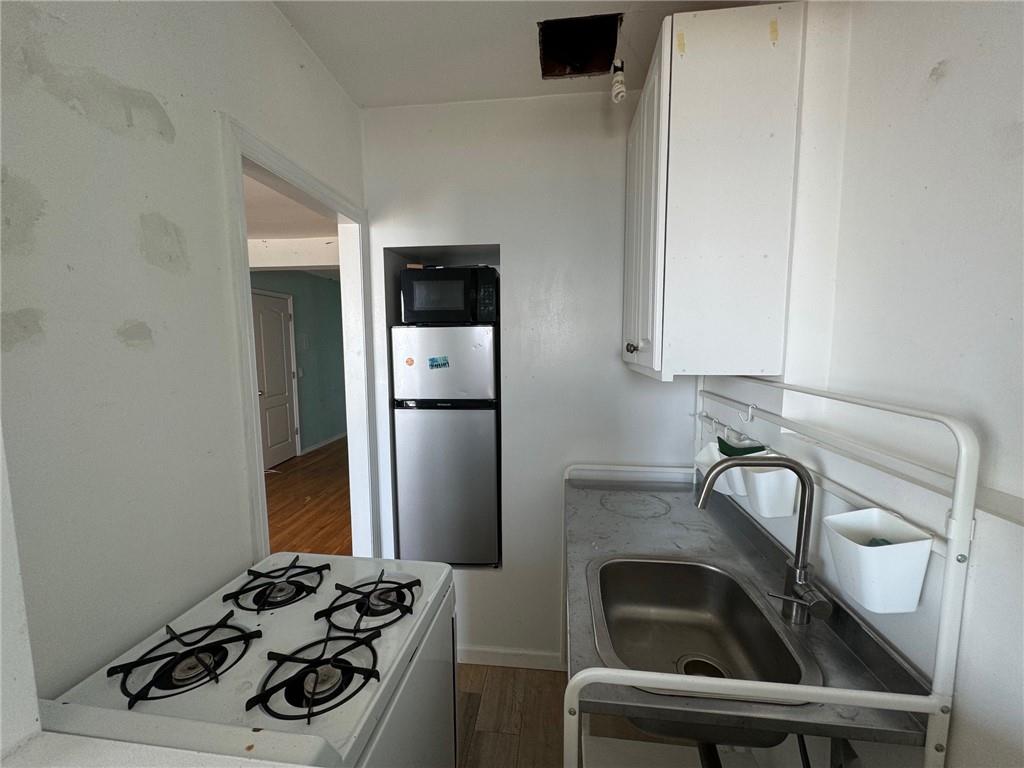 Rockaway Park, New York 11694, United States, ,1 BathroomBathrooms,Residential,Active,42340