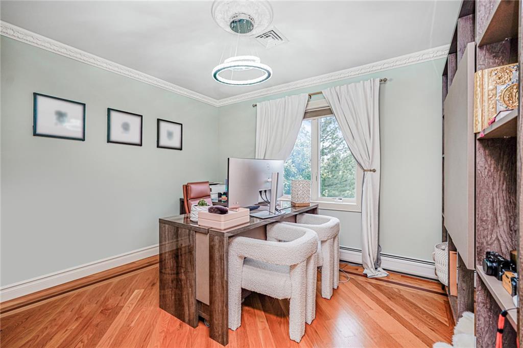 Staten Island, New York 10304, United States, 4 Bedrooms Bedrooms, ,2 BathroomsBathrooms,Residential,Active,154797