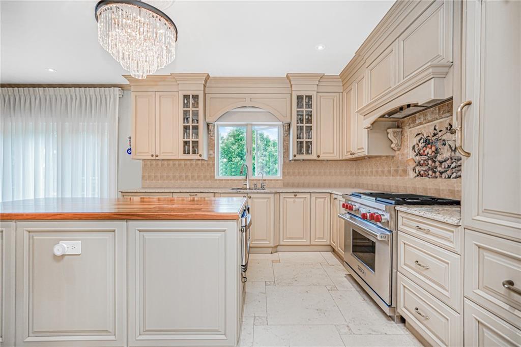 Staten Island, New York 10304, United States, 4 Bedrooms Bedrooms, ,2 BathroomsBathrooms,Residential,Active,154797