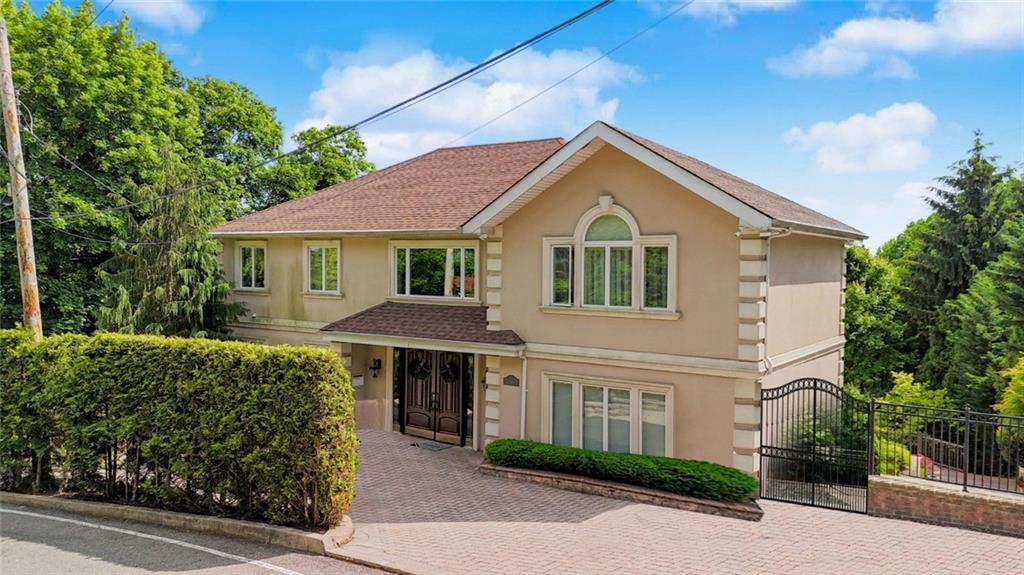 Staten Island, New York 10304, United States, 4 Bedrooms Bedrooms, ,2 BathroomsBathrooms,Residential,Active,154797