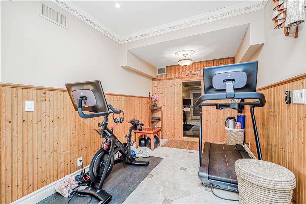 Staten Island, New York 10304, United States, 4 Bedrooms Bedrooms, ,2 BathroomsBathrooms,Residential,Active,154797