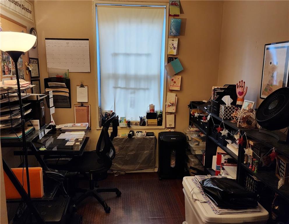 Brooklyn, New York 11234, United States, 2 Bedrooms Bedrooms, ,1 BathroomBathrooms,Residential,Active,52341