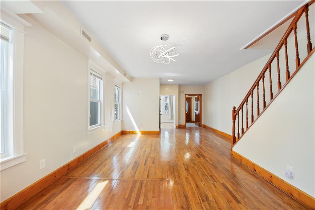 Brooklyn, New York 11203, United States, 4 Bedrooms Bedrooms, ,2 BathroomsBathrooms,Residential,Active,119525