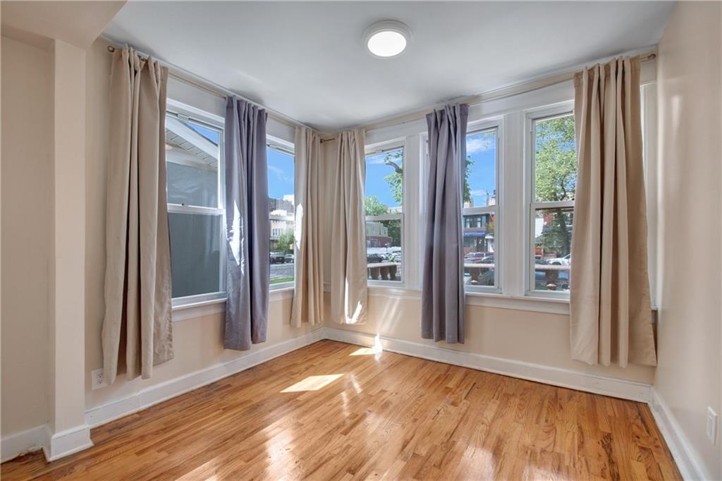 Brooklyn, New York 11203, United States, 4 Bedrooms Bedrooms, ,2 BathroomsBathrooms,Residential,Active,119525