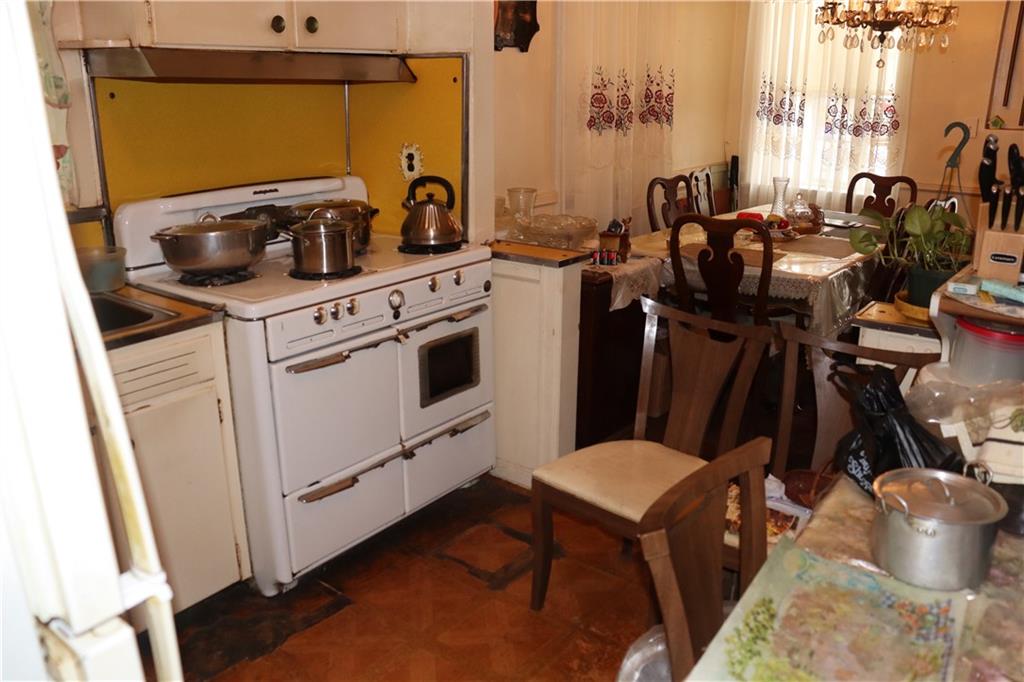 Brooklyn, New York 11236, United States, ,2 BathroomsBathrooms,Residential,Active,197267