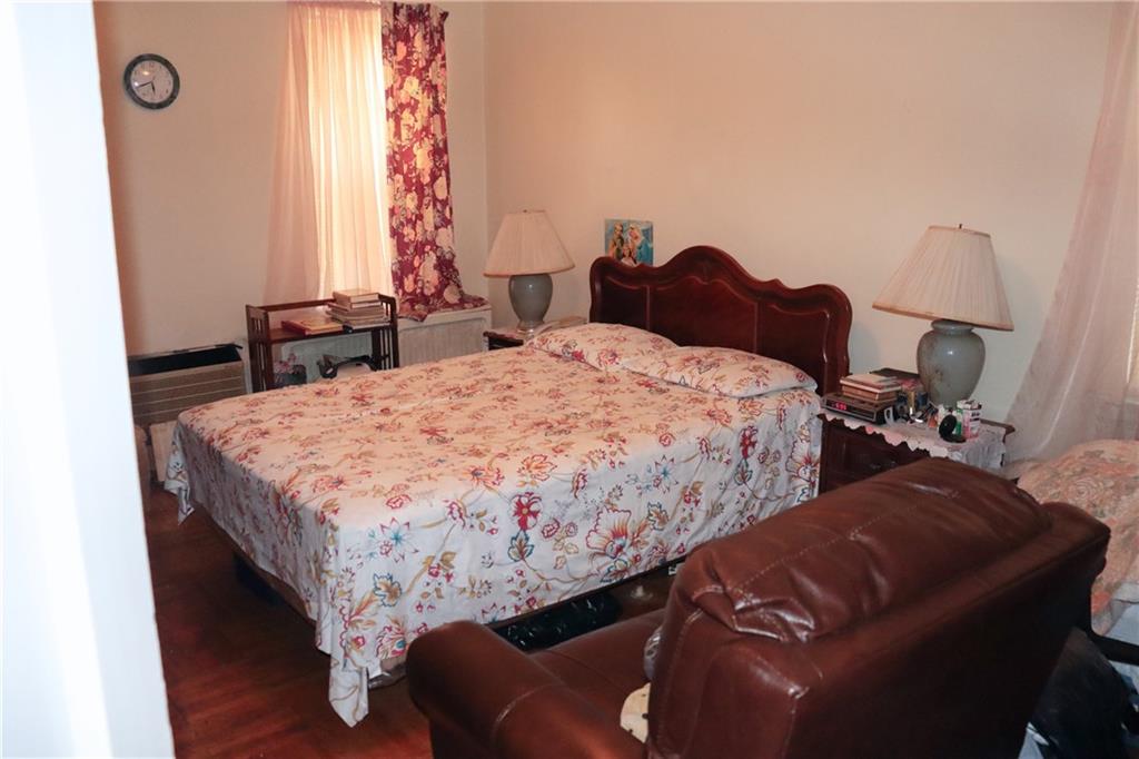 Brooklyn, New York 11236, United States, ,2 BathroomsBathrooms,Residential,Active,197267