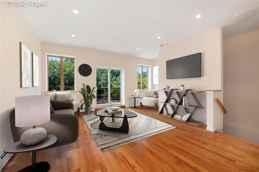 Brooklyn, New York 11228, United States, 2 Bedrooms Bedrooms, ,2 BathroomsBathrooms,Residential,Active,47965
