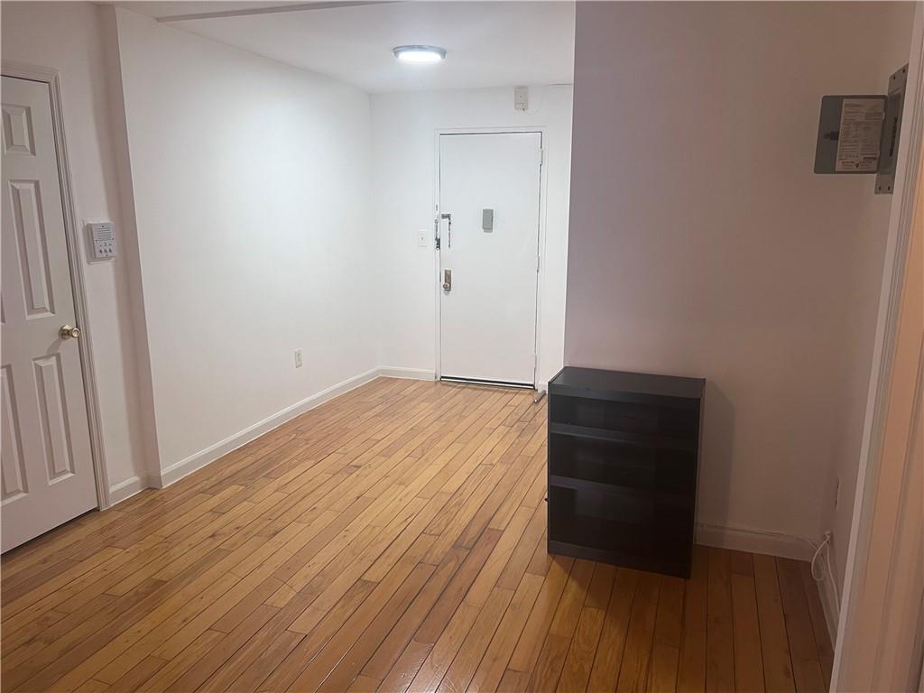 Rockaway Park, New York 11694, United States, ,1 BathroomBathrooms,Residential,Active,196843