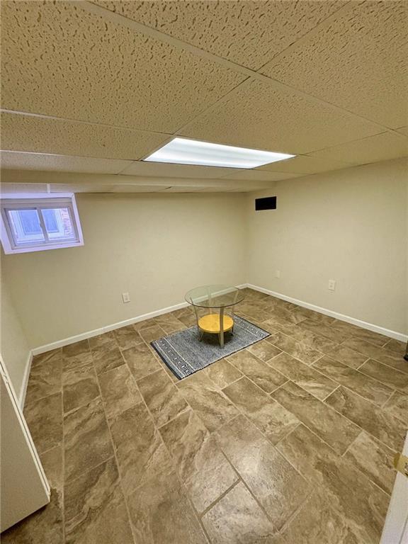 Middle Village, New York 11379, United States, 5 Bedrooms Bedrooms, ,3 BathroomsBathrooms,Residential,Active,4700