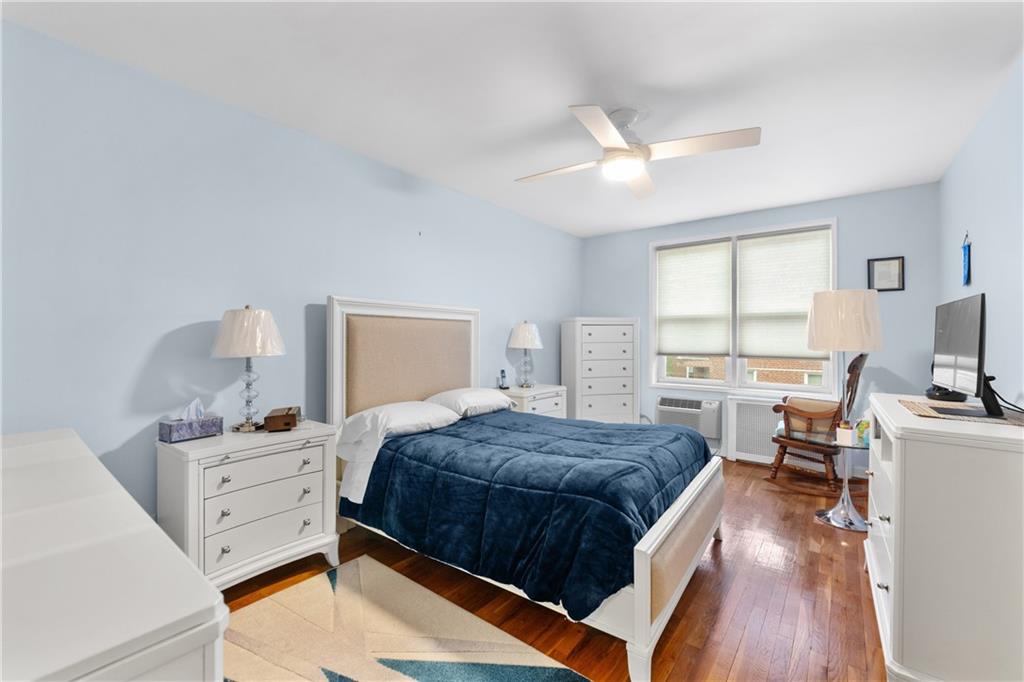 Brooklyn, New York 11209, United States, 1 Bedroom Bedrooms, ,1 BathroomBathrooms,Residential,Pending,123919