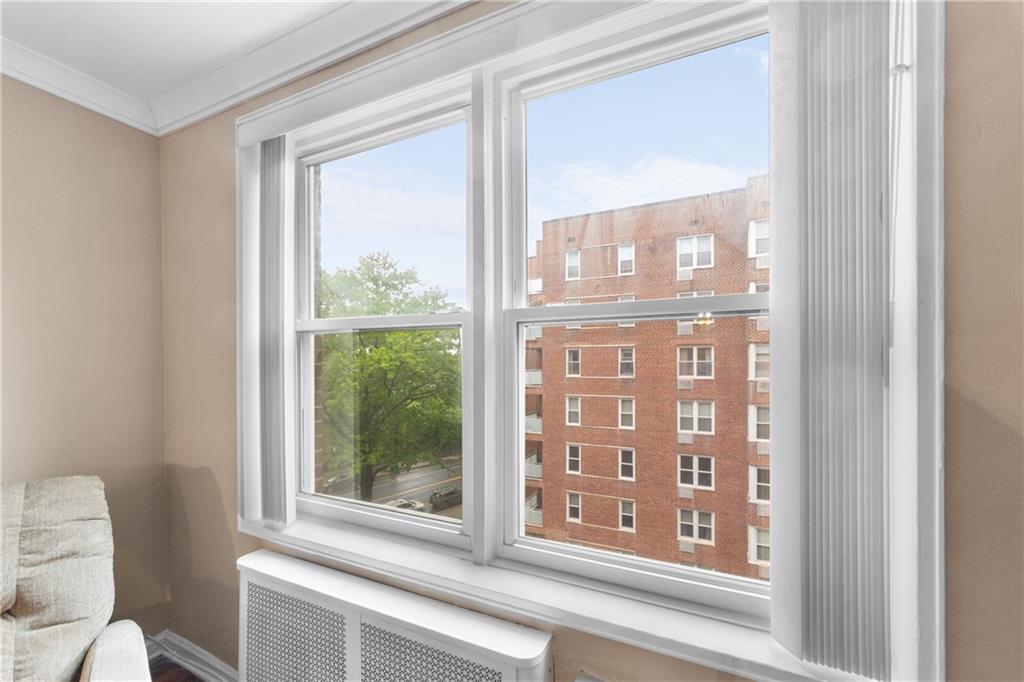 Brooklyn, New York 11209, United States, 1 Bedroom Bedrooms, ,1 BathroomBathrooms,Residential,Pending,123919