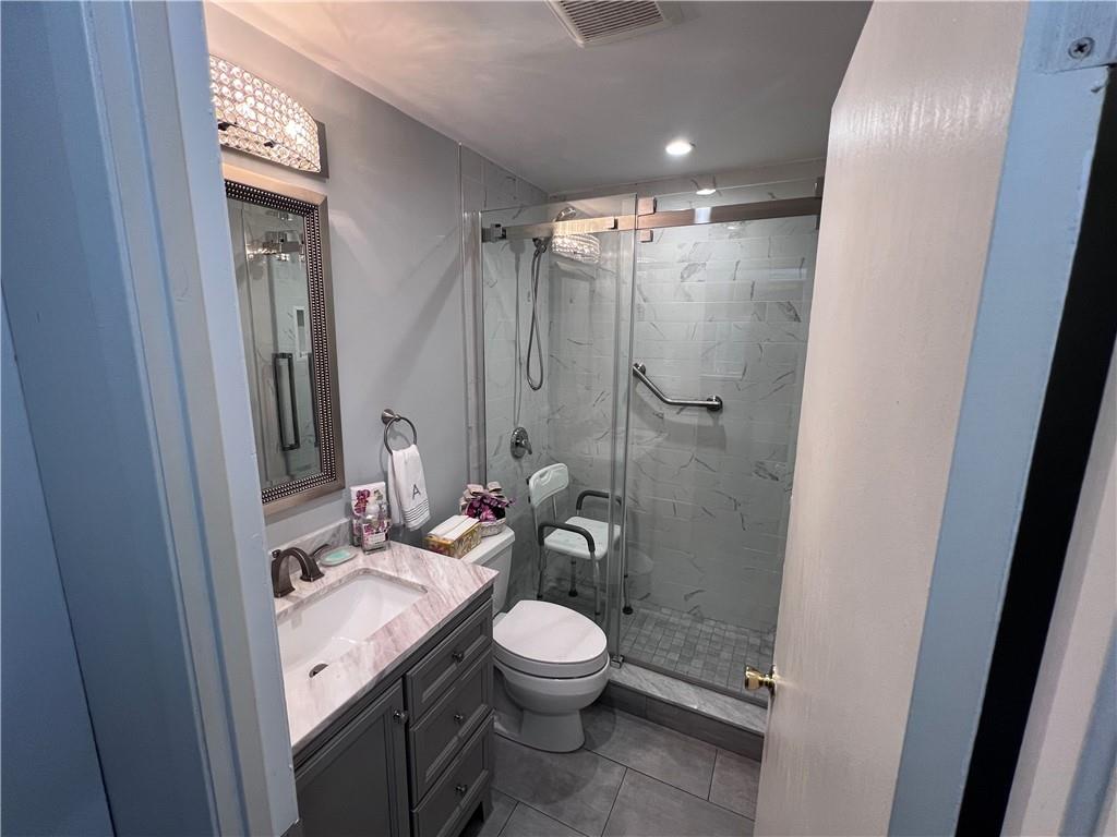 Brooklyn, New York 11234, United States, 1 Bedroom Bedrooms, ,1 BathroomBathrooms,Residential,Active,28608