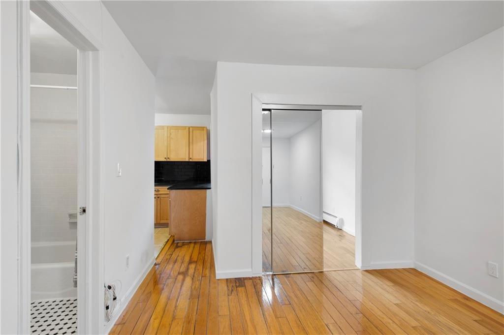 Rockaway Park, New York 11694, United States, ,1 BathroomBathrooms,Residential,Active,123151