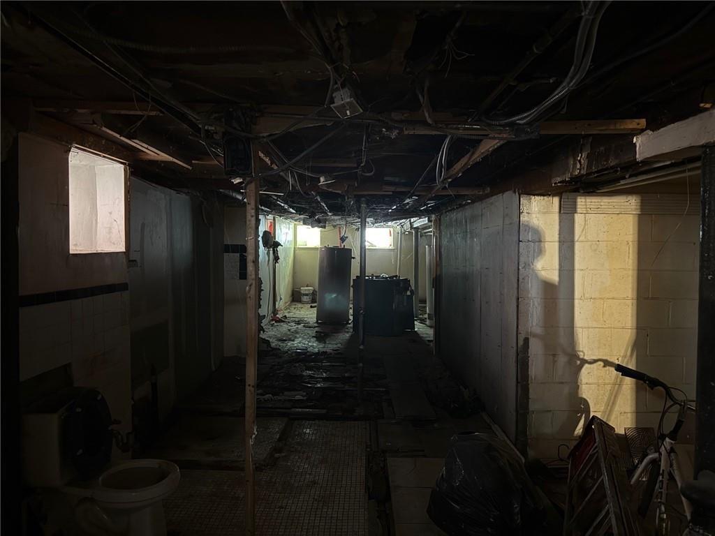 Brooklyn, New York 11207, United States, ,4 BathroomsBathrooms,Residential,Active,176478