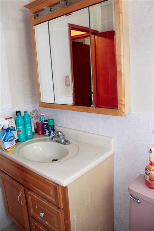 Brooklyn, New York 11236, United States, 3 Bedrooms Bedrooms, ,2 BathroomsBathrooms,Residential,Active,245244