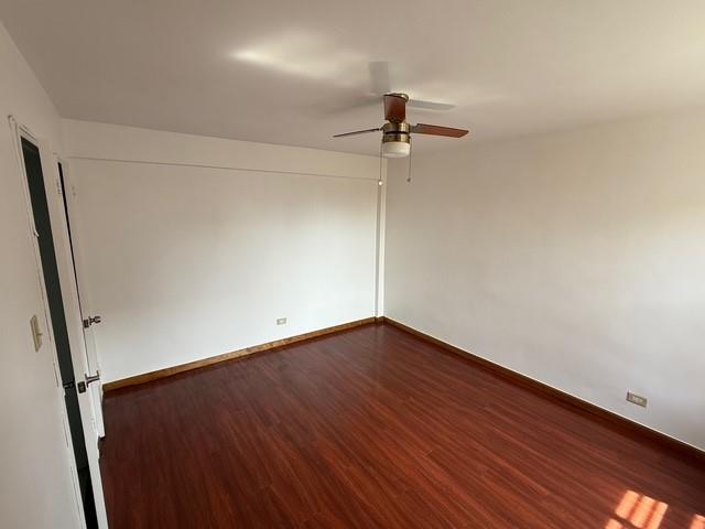 Brooklyn, New York 11223, United States, 1 Bedroom Bedrooms, ,1 BathroomBathrooms,Residential,Active,121915