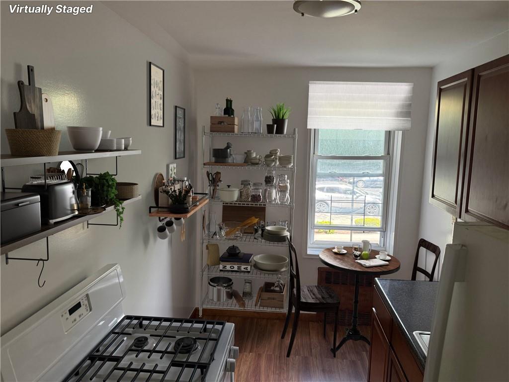 Brooklyn, New York 11223, United States, 1 Bedroom Bedrooms, ,1 BathroomBathrooms,Residential,Active,121915