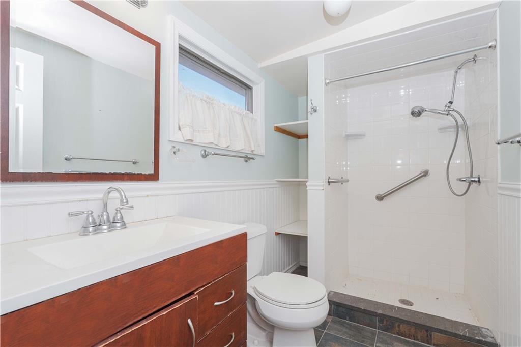 Island Park, New York 11558, United States, 2 Bedrooms Bedrooms, ,1 BathroomBathrooms,Residential,Pending,36516