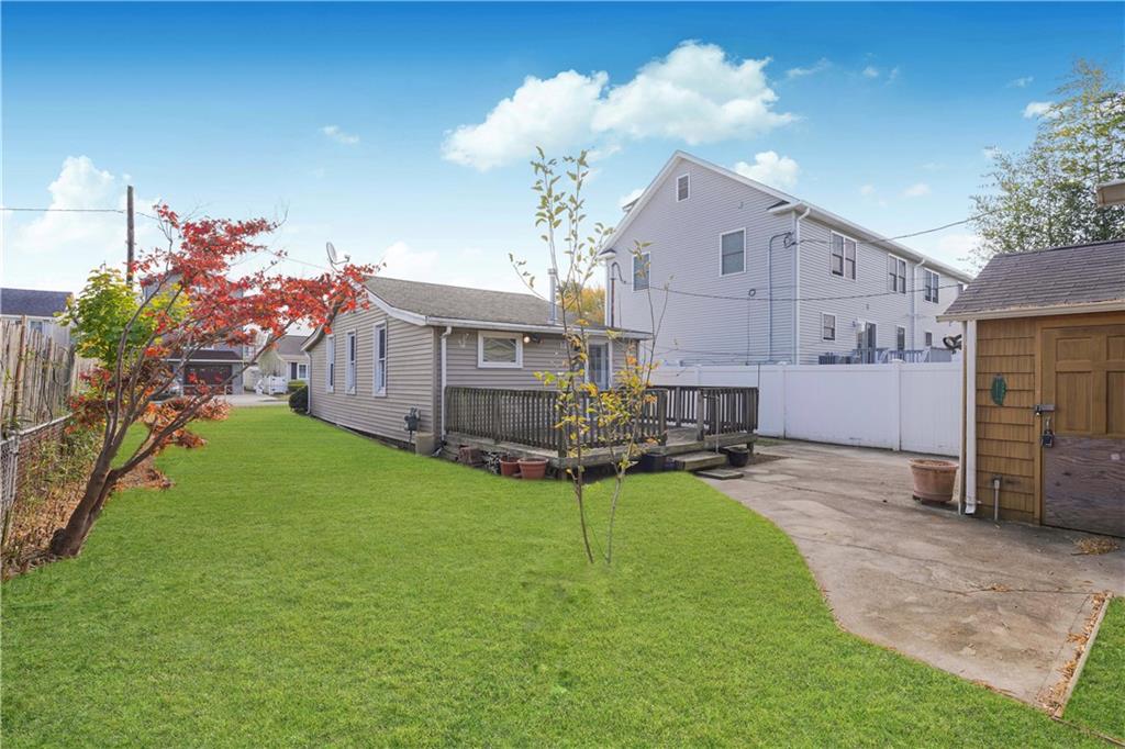 Island Park, New York 11558, United States, 2 Bedrooms Bedrooms, ,1 BathroomBathrooms,Residential,Pending,36516