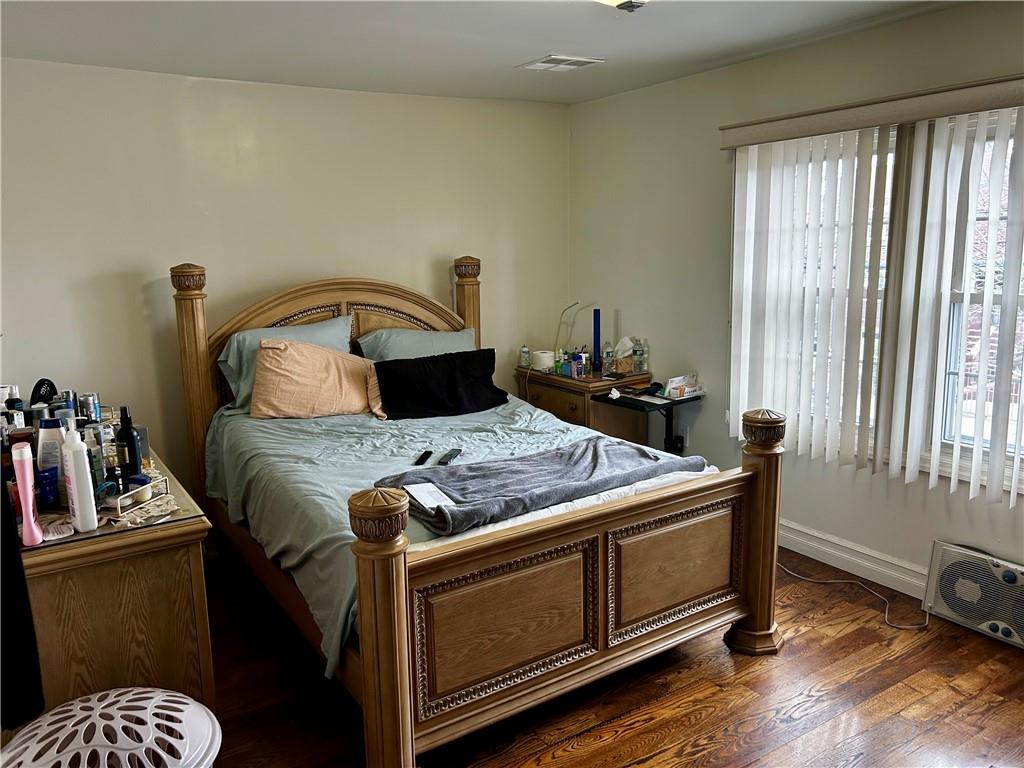 Brooklyn, New York 11234, United States, 3 Bedrooms Bedrooms, ,2 BathroomsBathrooms,Residential,Active,95497