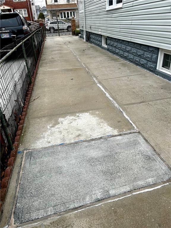 Brooklyn, New York 11234, United States, 3 Bedrooms Bedrooms, ,2 BathroomsBathrooms,Residential,Active,95497