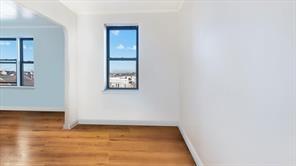 Queens, New York 11694, United States, 1 Bedroom Bedrooms, ,1 BathroomBathrooms,Residential,Active,150672