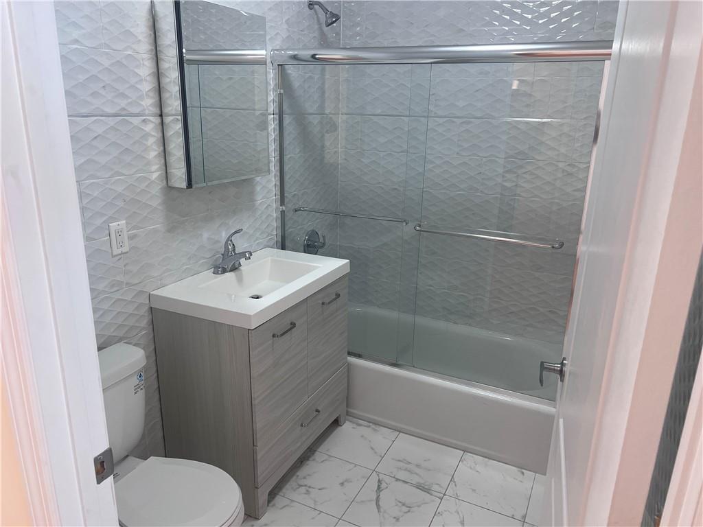 Brooklyn, New York 11228, United States, 2 Bedrooms Bedrooms, ,2 BathroomsBathrooms,Residential,Active,47968