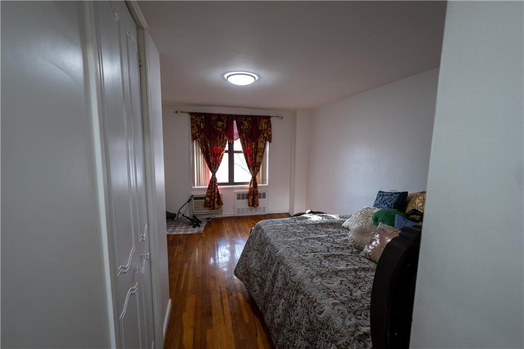 Brooklyn, New York 11234, United States, 3 Bedrooms Bedrooms, ,2 BathroomsBathrooms,Residential,Active,43402