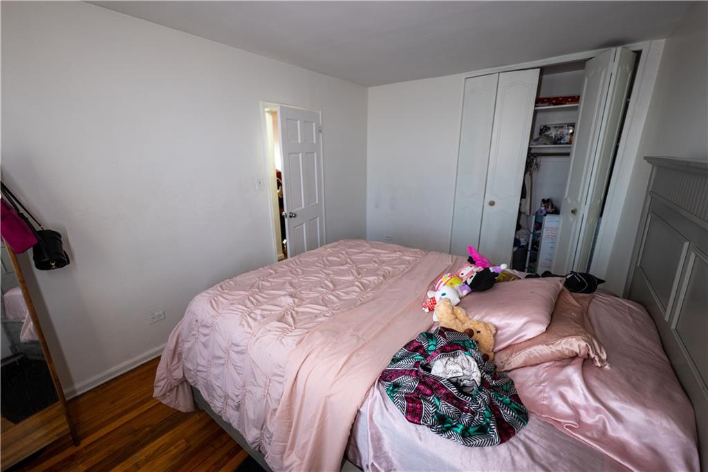 Brooklyn, New York 11234, United States, 3 Bedrooms Bedrooms, ,2 BathroomsBathrooms,Residential,Active,43402