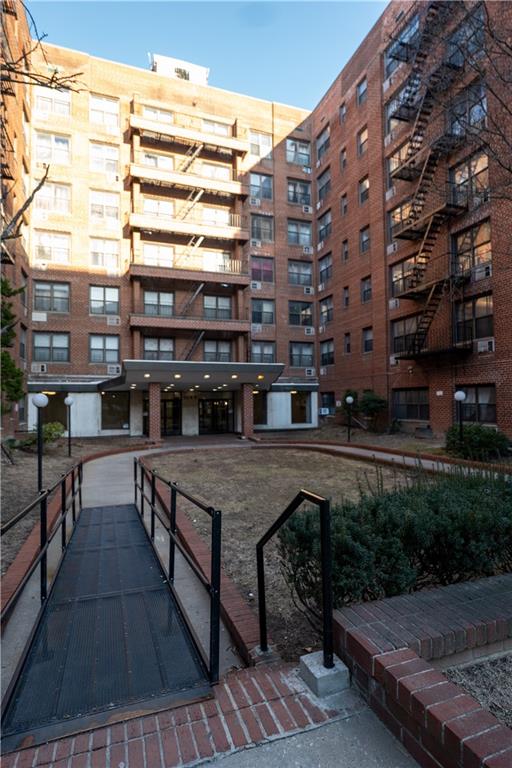 Brooklyn, New York 11234, United States, 3 Bedrooms Bedrooms, ,2 BathroomsBathrooms,Residential,Active,43402