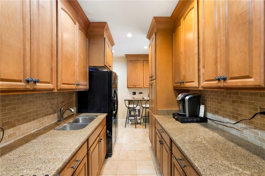 Brooklyn, New York 11230, United States, 1 Bedroom Bedrooms, ,1 BathroomBathrooms,Residential,Active,82224