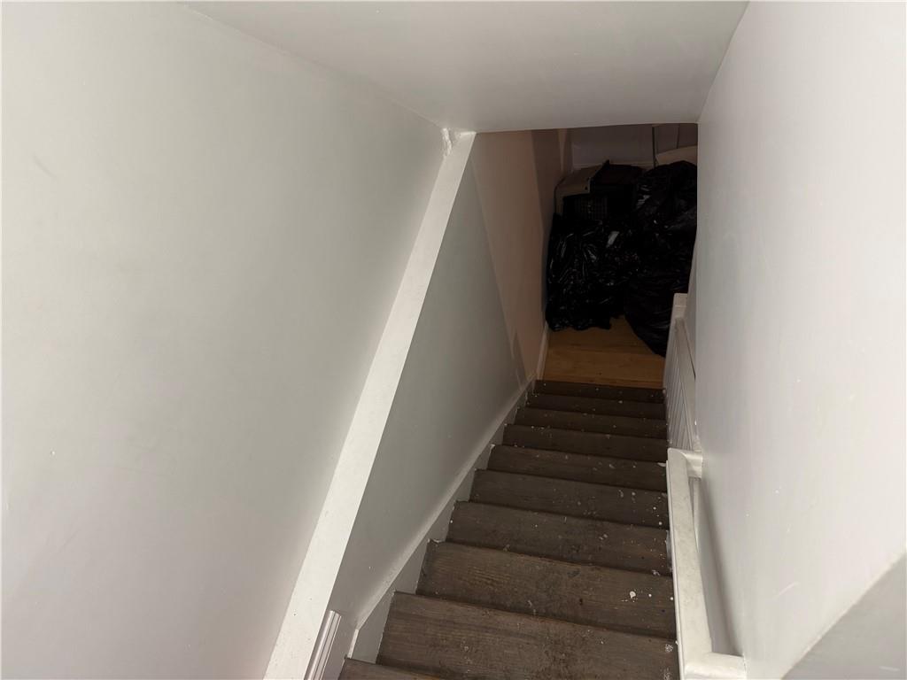 Brooklyn, New York 11236, United States, 5 Bedrooms Bedrooms, ,3 BathroomsBathrooms,Residential,Active,102459