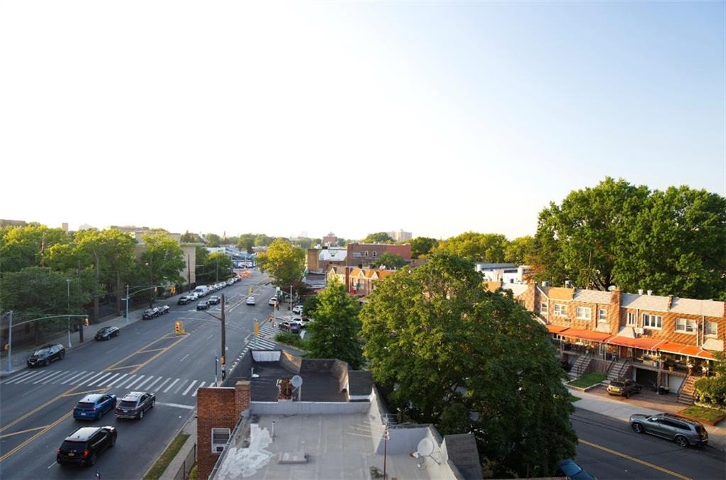 Brooklyn, New York 11229, United States, 2 Bedrooms Bedrooms, ,2 BathroomsBathrooms,Residential,Active,173032