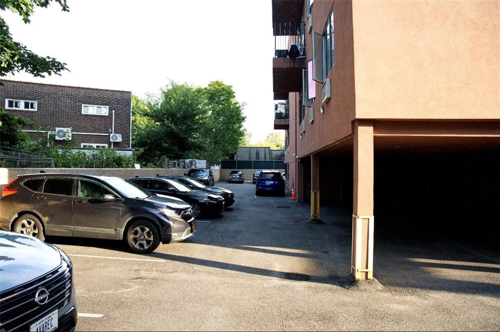 Brooklyn, New York 11229, United States, 2 Bedrooms Bedrooms, ,2 BathroomsBathrooms,Residential,Active,173032