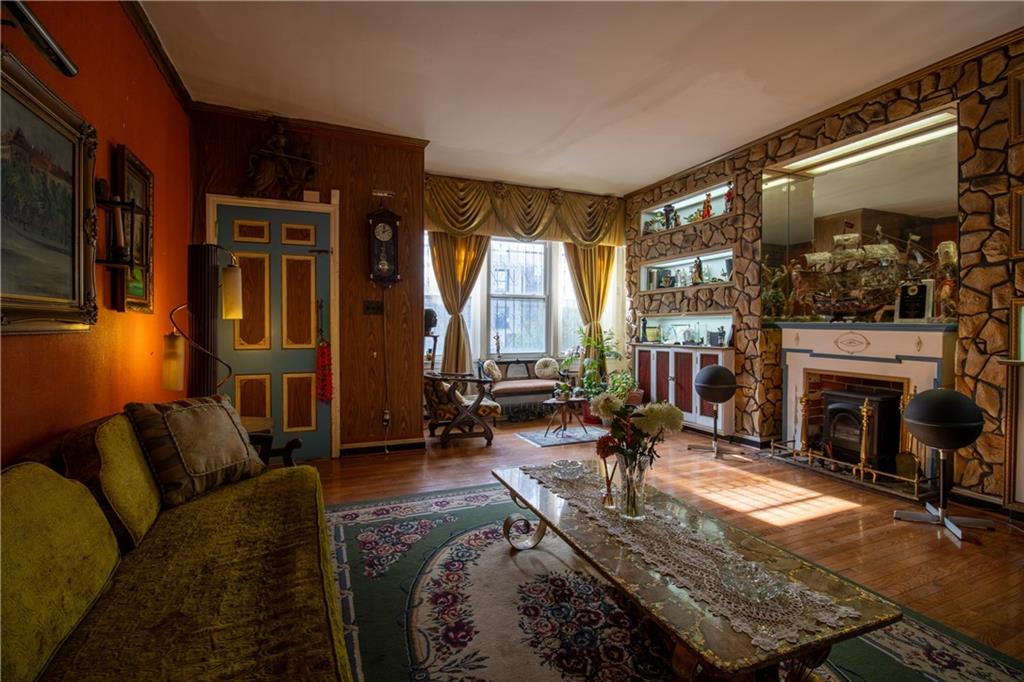 Brooklyn, New York 11225, United States, 4 Bedrooms Bedrooms, ,2 BathroomsBathrooms,Residential,Active,35029