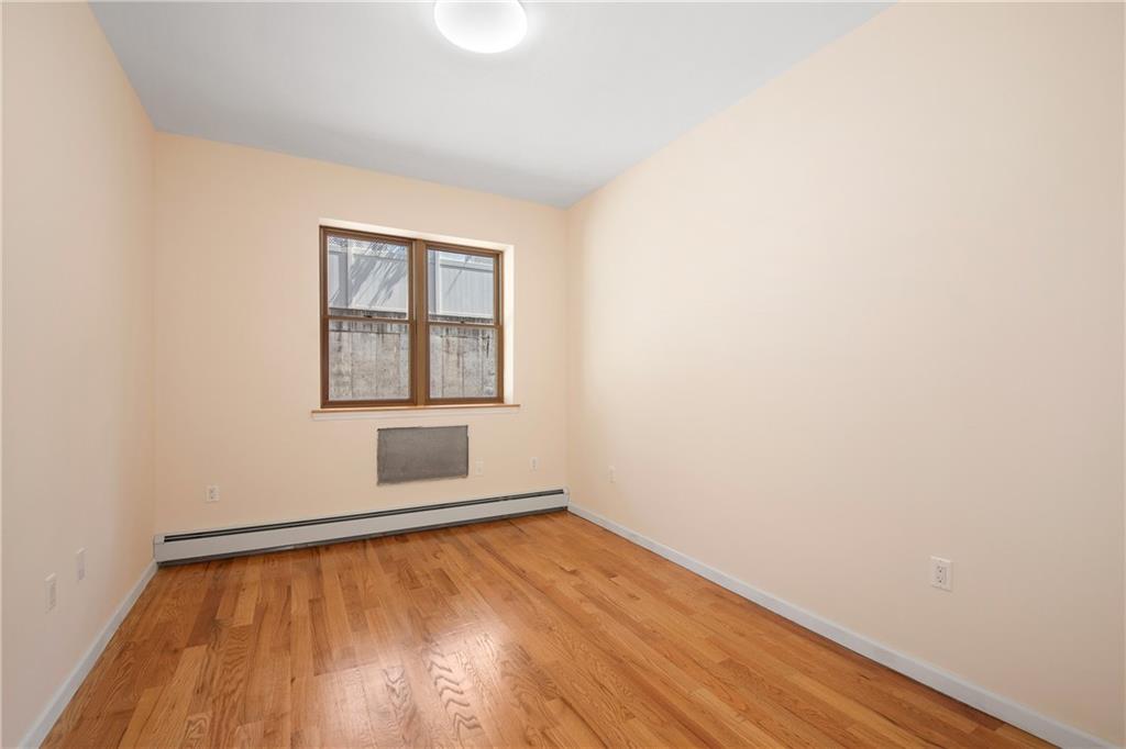 Brooklyn, New York 11228, United States, 2 Bedrooms Bedrooms, ,2 BathroomsBathrooms,Residential,Pending,47970