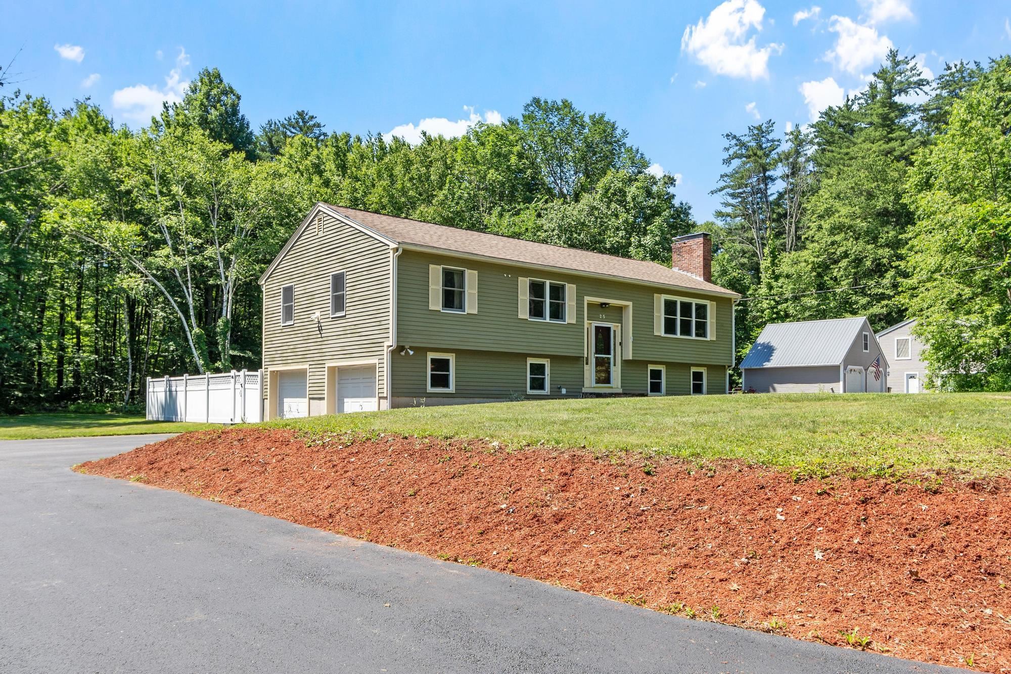 25 Sawyer Avenue