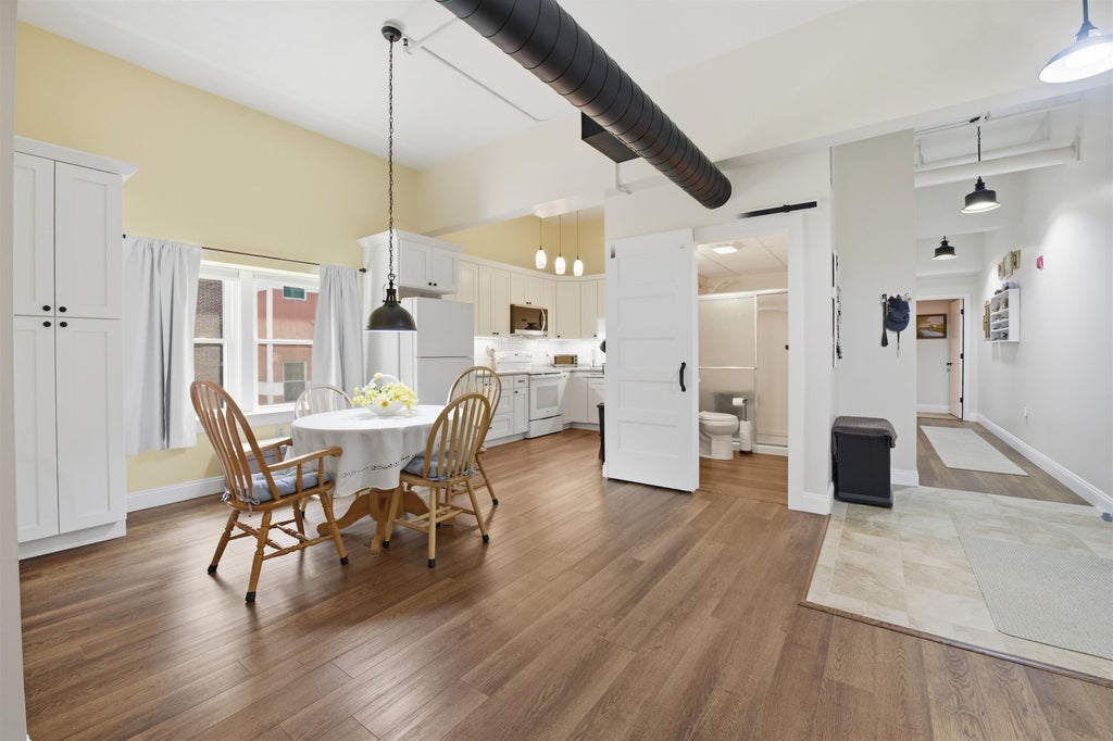 Photo of 15 Mount Saint Mary's Way #210, Hooksett, NH 03106 (MLS # 5090633)