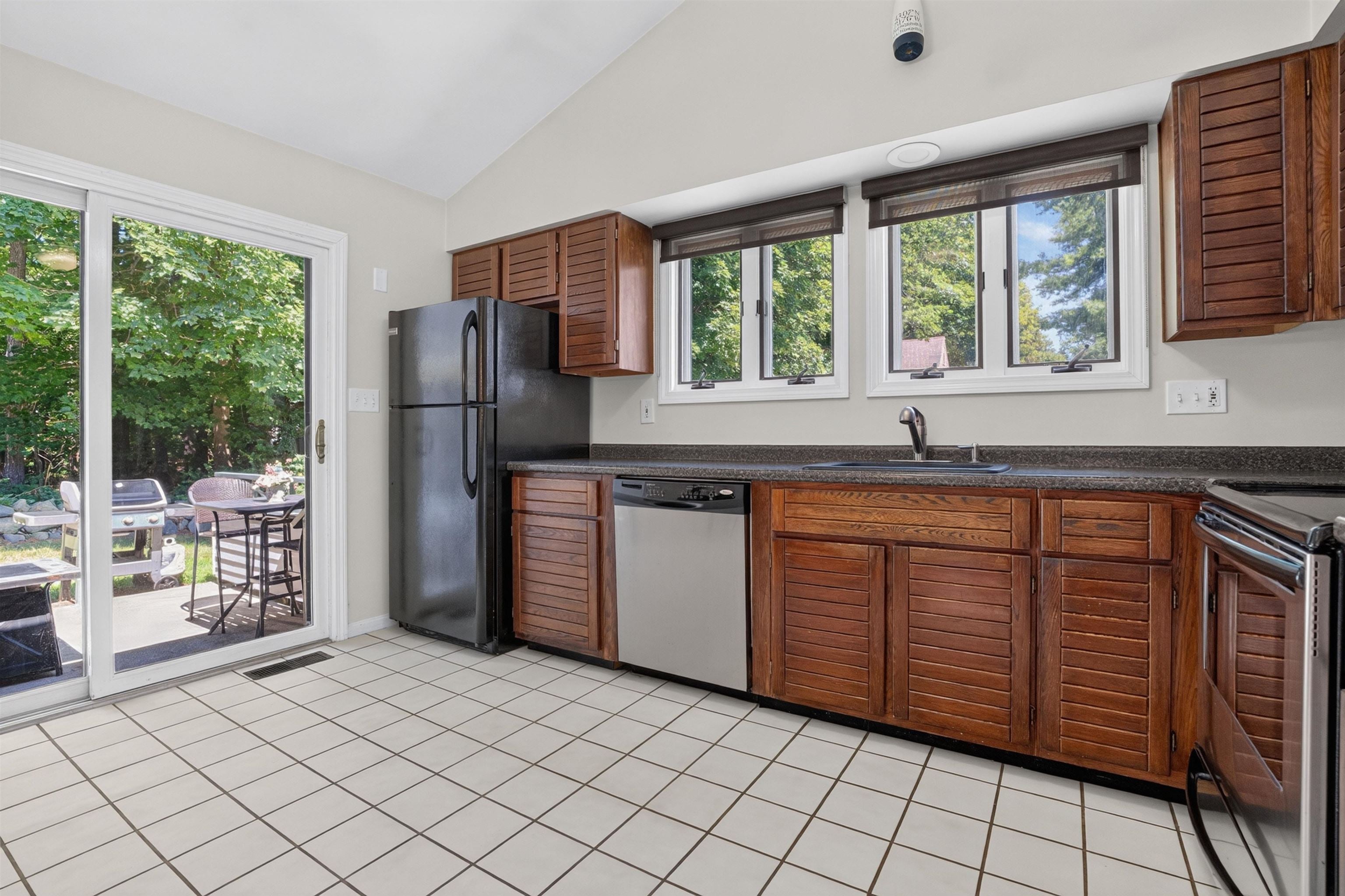 67 Spinnaker Way