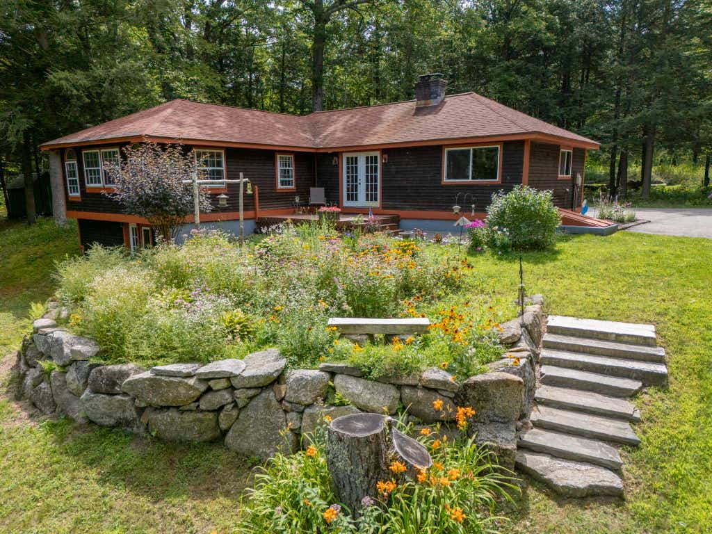 Photo of 363 Keene Road, Antrim, NH 03440 (MLS # 5104473)