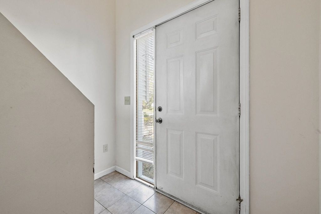 Photo of 83 Bismark Street #83, Manchester, NH 03102 (MLS # 5091129)