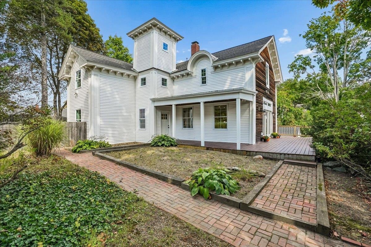 26 Lamonte Street