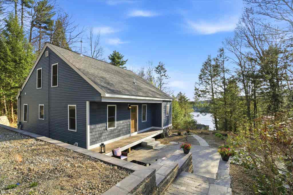 Photo of 26 Scott Drive, Alton, NH 03810 (MLS # 5087430)